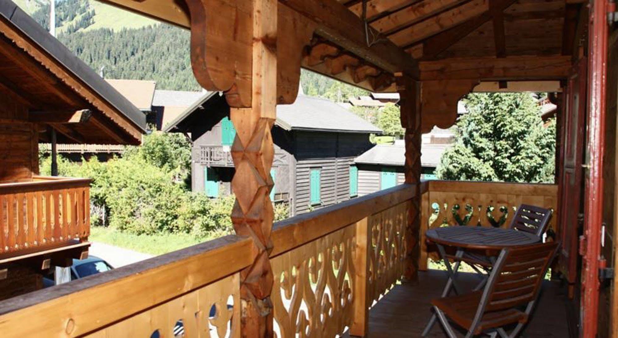 Chalet Suisse Bed And Breakfast Morgins Exterior photo