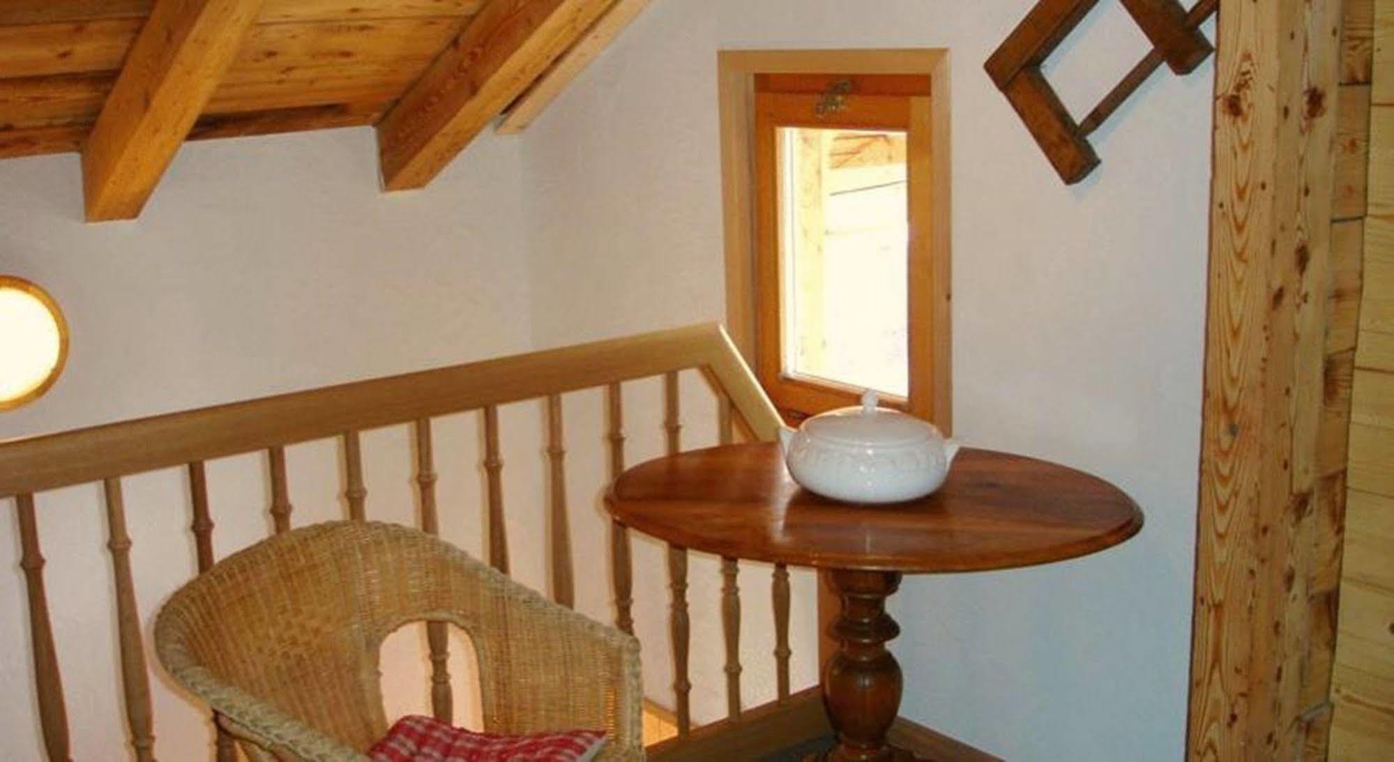Chalet Suisse Bed And Breakfast Morgins Exterior photo